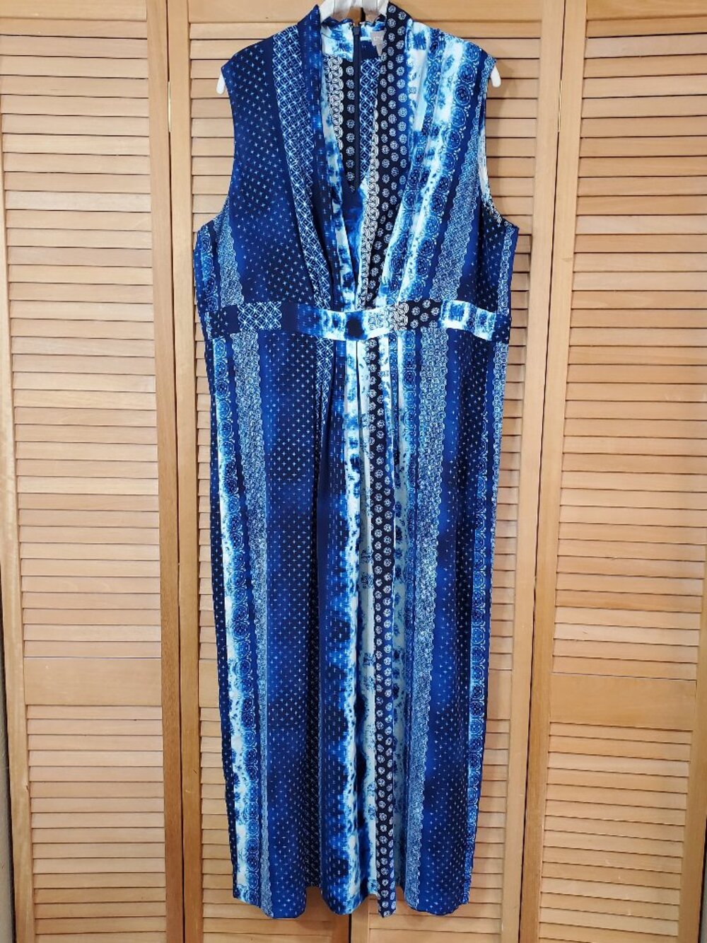 Chico's Classic Geo Stripe Sleeveless Maxi Dress Blue Combo